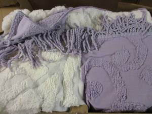 lot 341 image: queen sized multi-colored bedspread...