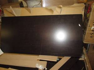 Techni mobilie desk, has a surface ...