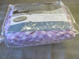 lot 48 image: Bed Tite Twin Sheet Set open pkg...