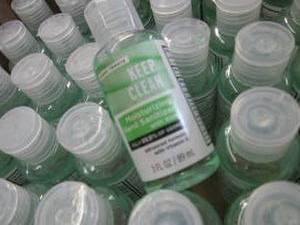 lot 22 image: Box of 72- 3 oz Bottles Scent Theor...