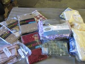 lot 35 image: Assorted Curtain Panels, Shams, Bed...