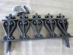 lot 120 image: 4 - 4pks Solar Garden Border Fence ...