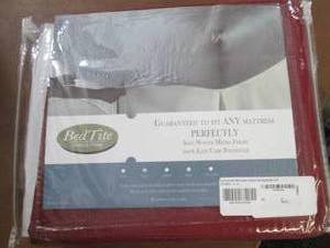 lot 232 image: Bed Tite Full Sheet Set open pkg...
