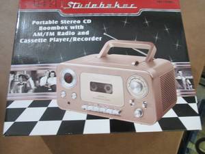 lot 236 image: Studebaker Classic CDCassetteAMF...