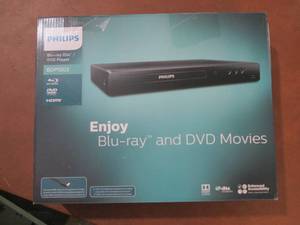 lot 180 image: Phillips Blue-Ray Player open box r...