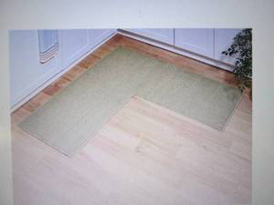 lot 183 image: Berber 20x 48x 48 Corner Rug ope...