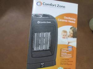 lot 215 image: Comfort Zone Oscillating HeaterFan...