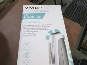lot 224 image: Vivitar Air PurifierIonizer open b...
