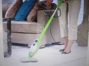 lot 305 image: H2O Mop X5 Dualblast open box Ret...