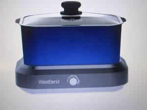 lot 257 image: West Bend 6 qt. Blue Non-Stick Vers...