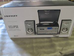lot 314 image: Crosley Eclipse Entertainment Cente...