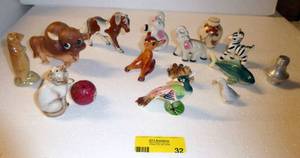 lot 32 image: 14 Salt & Pepper Individuals