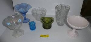 lot 37 image: Glass Dcor