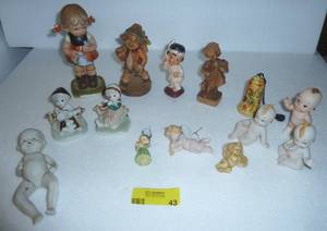 lot 43 image: Vintage Figures - Kewpies and more