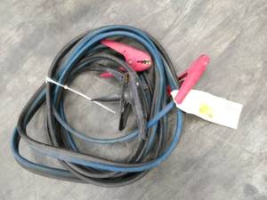 lot 106 image: Heavy jumper cables