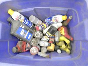 lot 107 image: Tote of liquid wrench, diesel 911, gear lube, WD40, heet, 2 cycle oil, paint and more