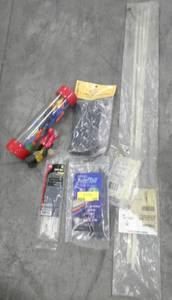 lot 122 image: Cable ties and clamps 6 to 36
