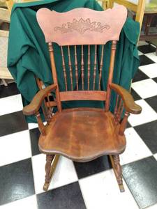 vintage hand carved detail  Good S...
