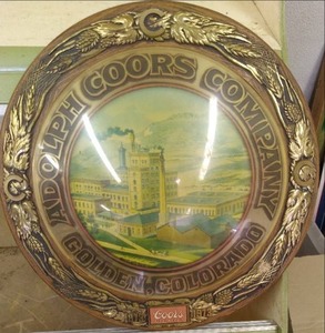 Vintage Coors decor 19...