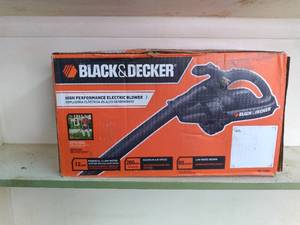 Black & Decker Electric blower...