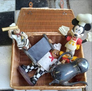 Vintage Plastic Mickey Mouse, and o...