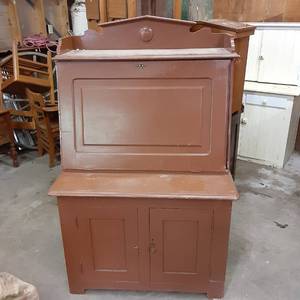 Vintage Secretary Hutch. Base cabin...
