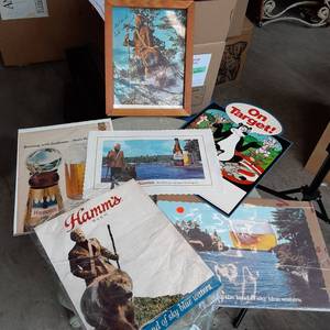 Lot of multiple Hamms Beer adverti...