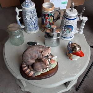 Box containing multiple collectible...