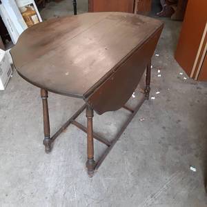 Solid Wood Narrow Drop leaf table.....