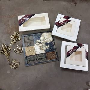Box of White wood shadowbox style f...
