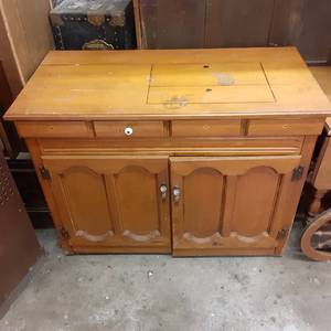 Solid Wood Vintage Sewing Machine C...