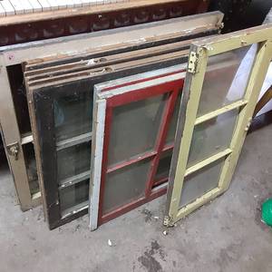 Variety lot of 8 antique Windows in...