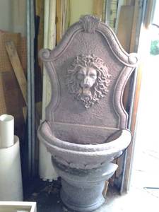 Large Poly-Resin Outdoor water foun...