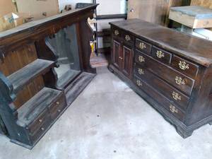 Vintage 2 piece Dresser with mirror...