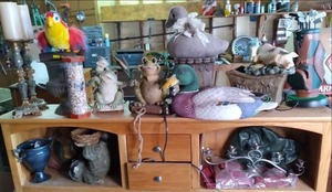 Large lot of home decor Golf phone...