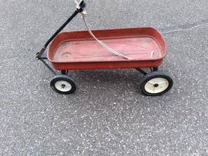 Vintage Metal unmarked Wagon...