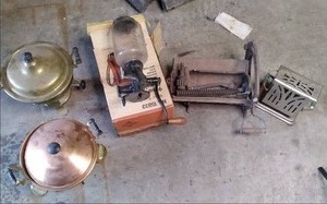 Vintage Coffee Grinder, Server Warm...