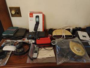 lot 27 image: Collection of Misc. Electronics