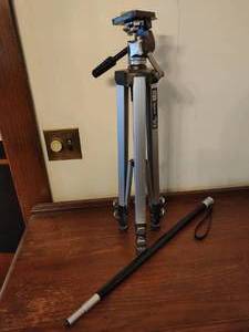 lot 33 image: Tripod and Monopod