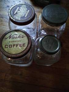 lot 39 image: Four Vintage Glass Jars with Lids