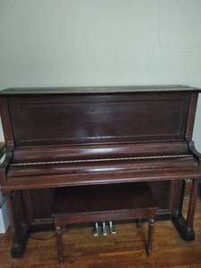 lot 57 image: Chickering Piano