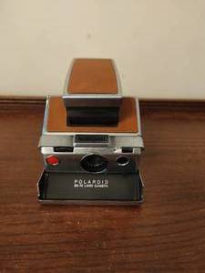 lot 68 image: Polaroid Land Camera