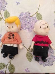lot 212 image: Peanuts Dolls
