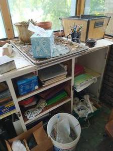 lot 253 image: Contents Of Office