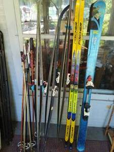 lot 106 image: Skis