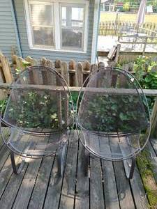 lot 124 image: Pair of Egg style chairs