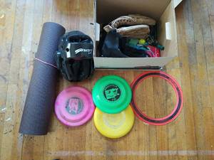 lot 152 image: Sporting goods lot