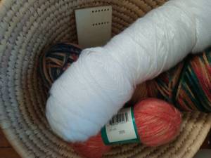 lot 157 image: Collection of crafting material