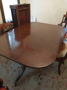 lot 297 image: Dining Room Table