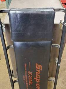 lot 11 image: Snap-On Floor Creeper
